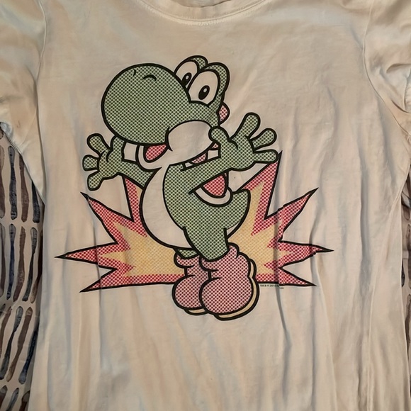 Yoshi Tee - Picture 2 of 3